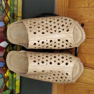 REFRESH Wedge Sandals with Cutout Detail - New, No Box size 10